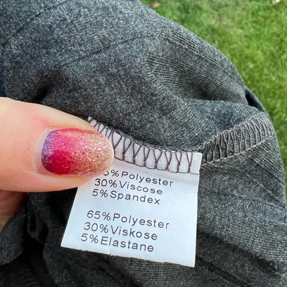 Scarlet Darkness Women's Medieval Cosplay Style Gray Cold Shoulder Top - Picture 5 of 6